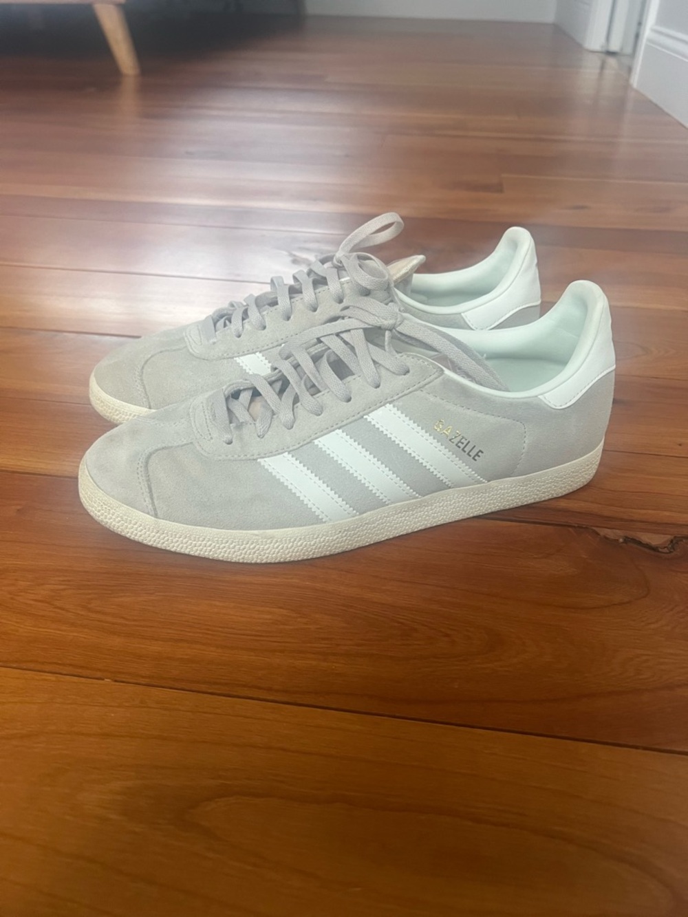 adidas Gazelle Women's Sneakers - Light Grey and White